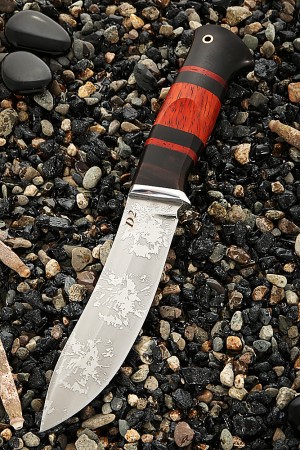 Нож Вулкан Кованая сталь D2, Комбинированная Чёрный Граб и Падук