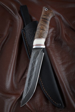 Нож Овод 2 дамаск камень карельская берёза стабилизированная коричневая акрил белый